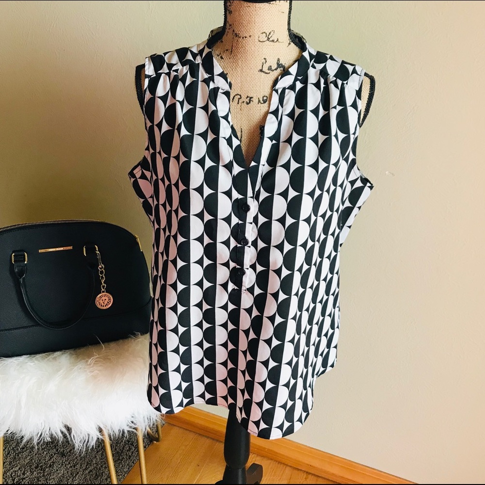 💜2/$15 New York and Company blouse